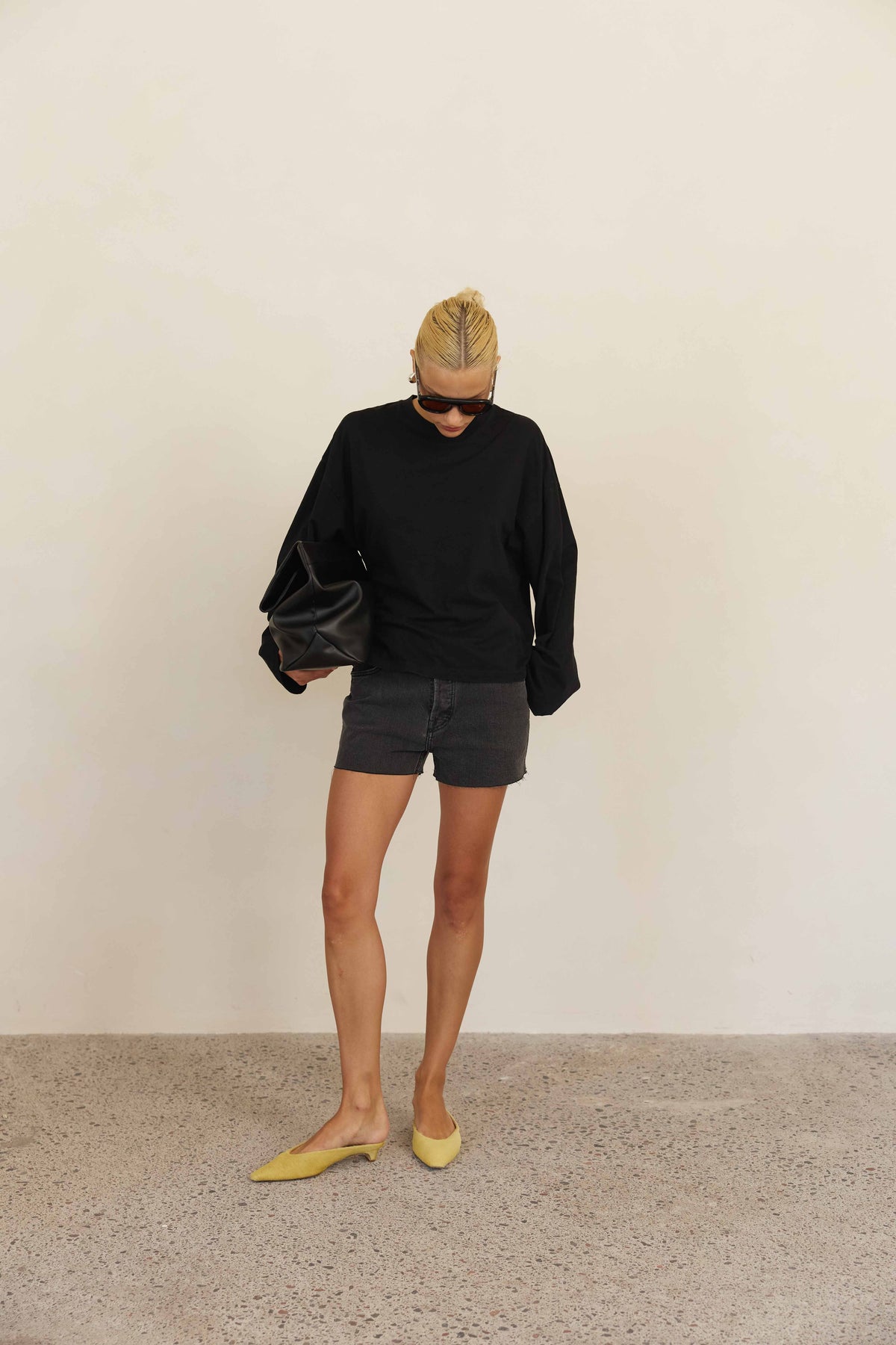 SHORTS 01 in BLACK