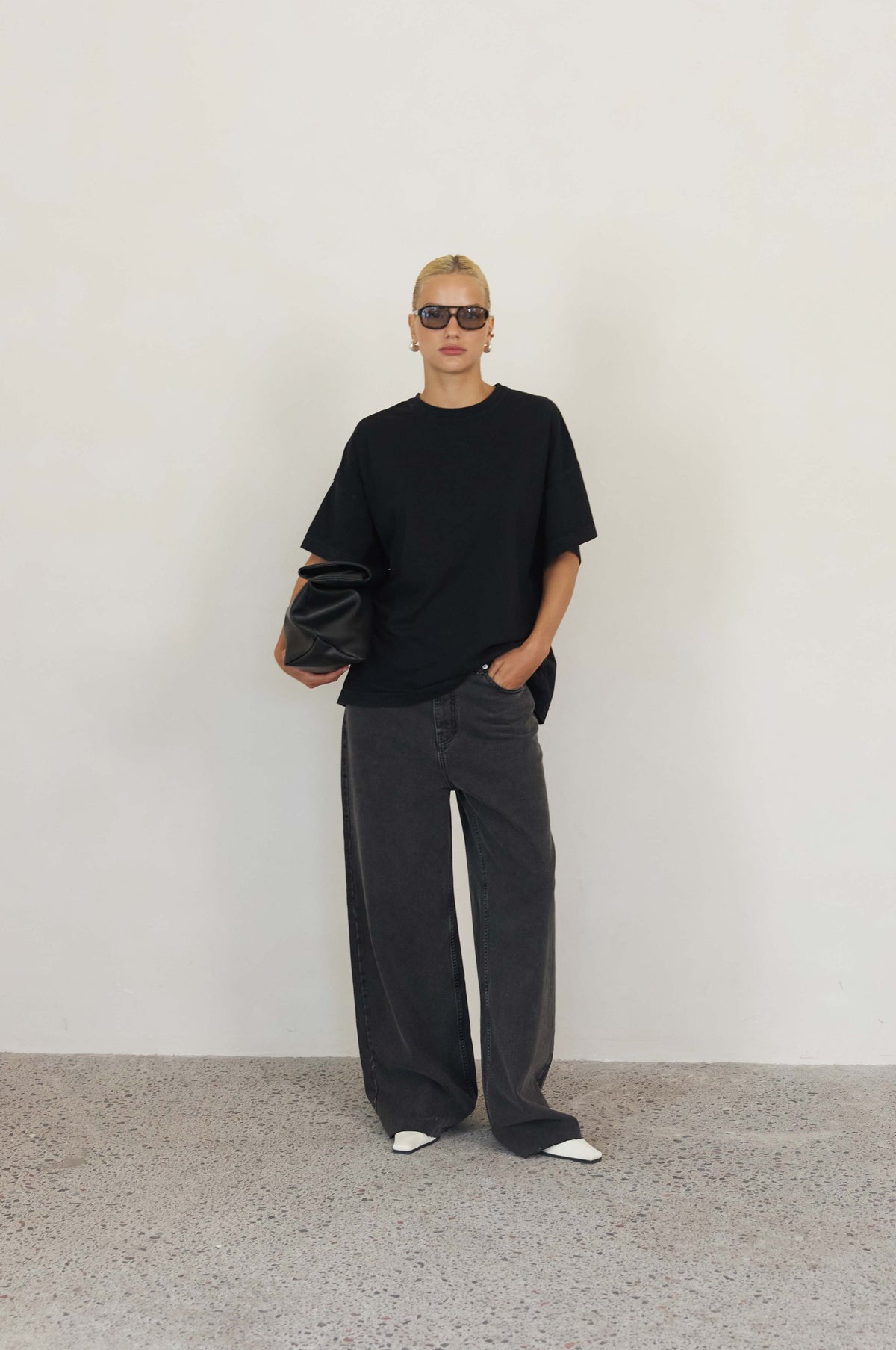 JEANS 02 in BLACK