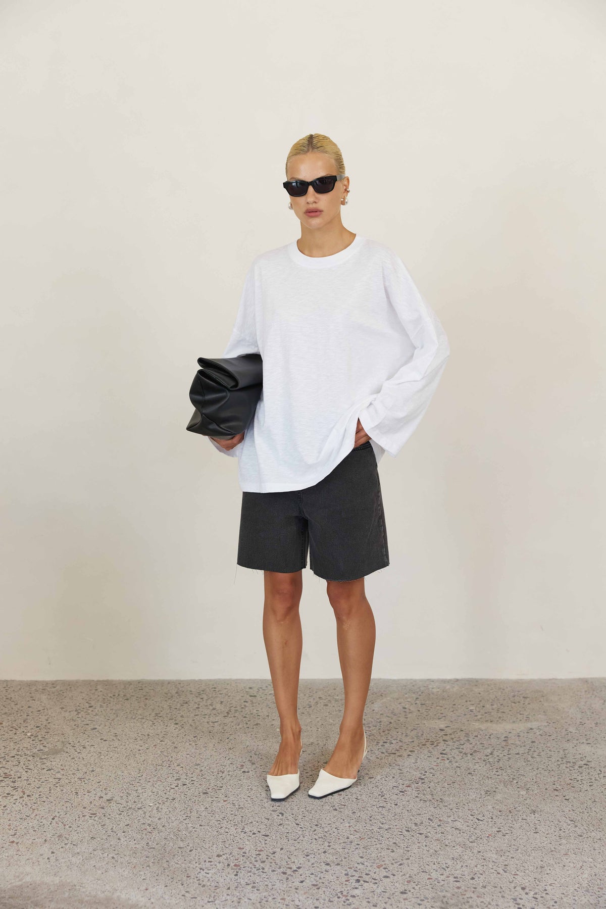 SHORTS 02 in BLACK