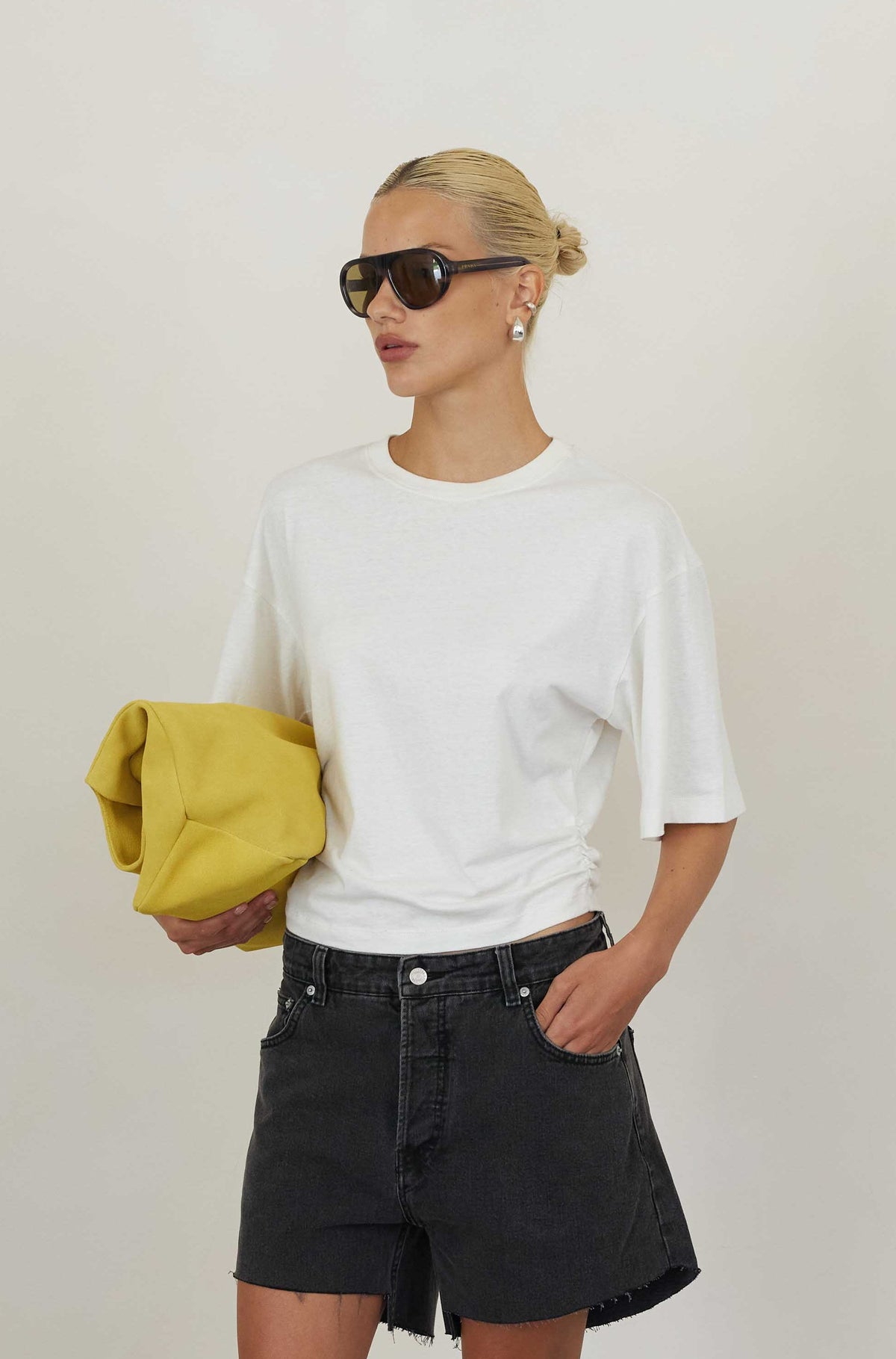 CINCHED TEE in HEMP