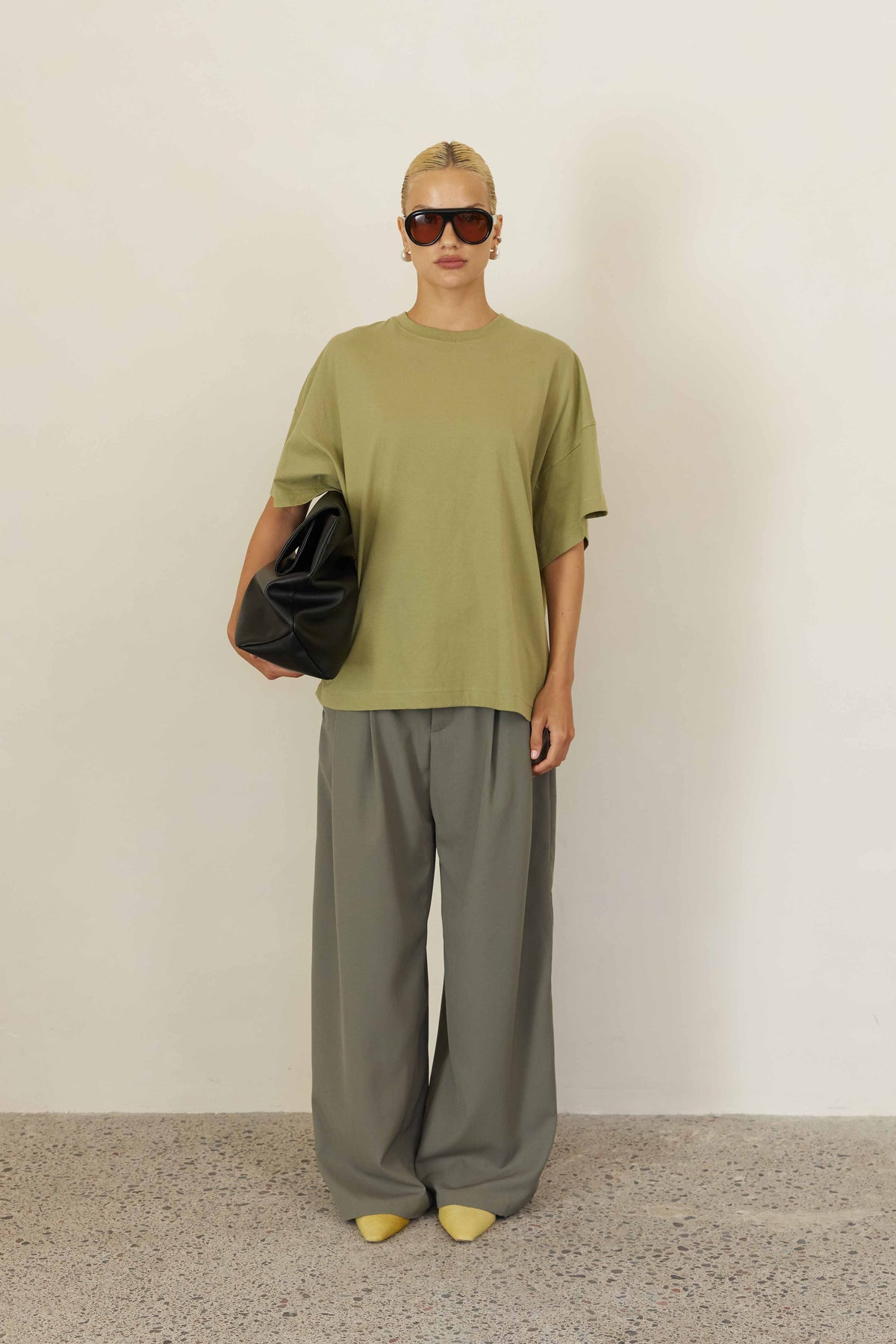 STRAIGHT TROUSER in GREEN