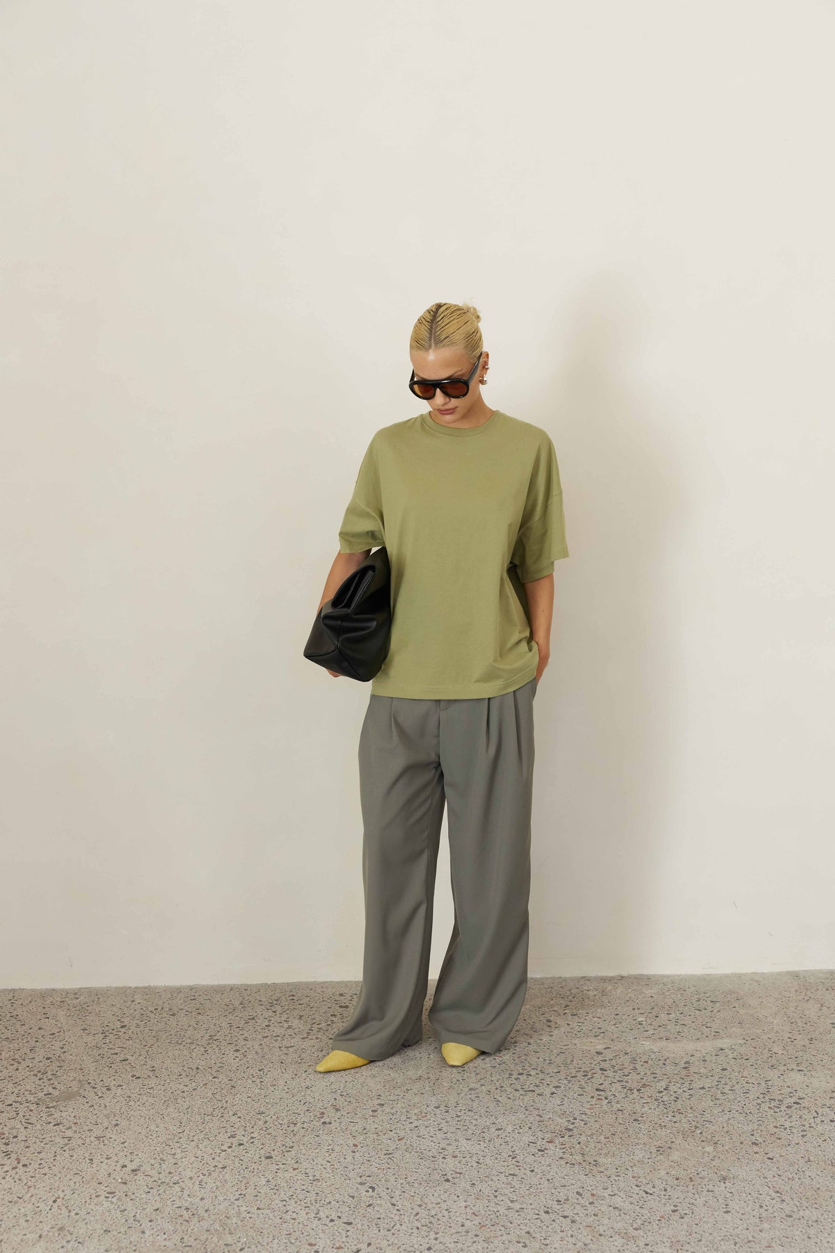 STRAIGHT TROUSER in GREEN