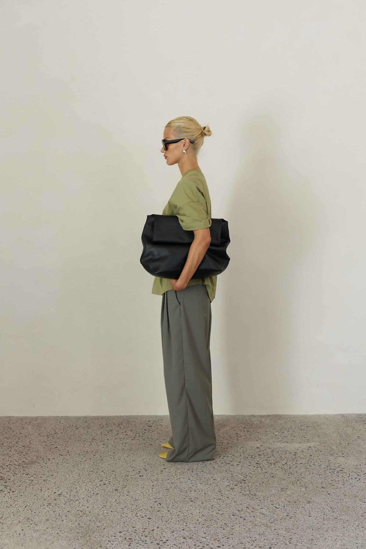 STRAIGHT TROUSER in GREEN