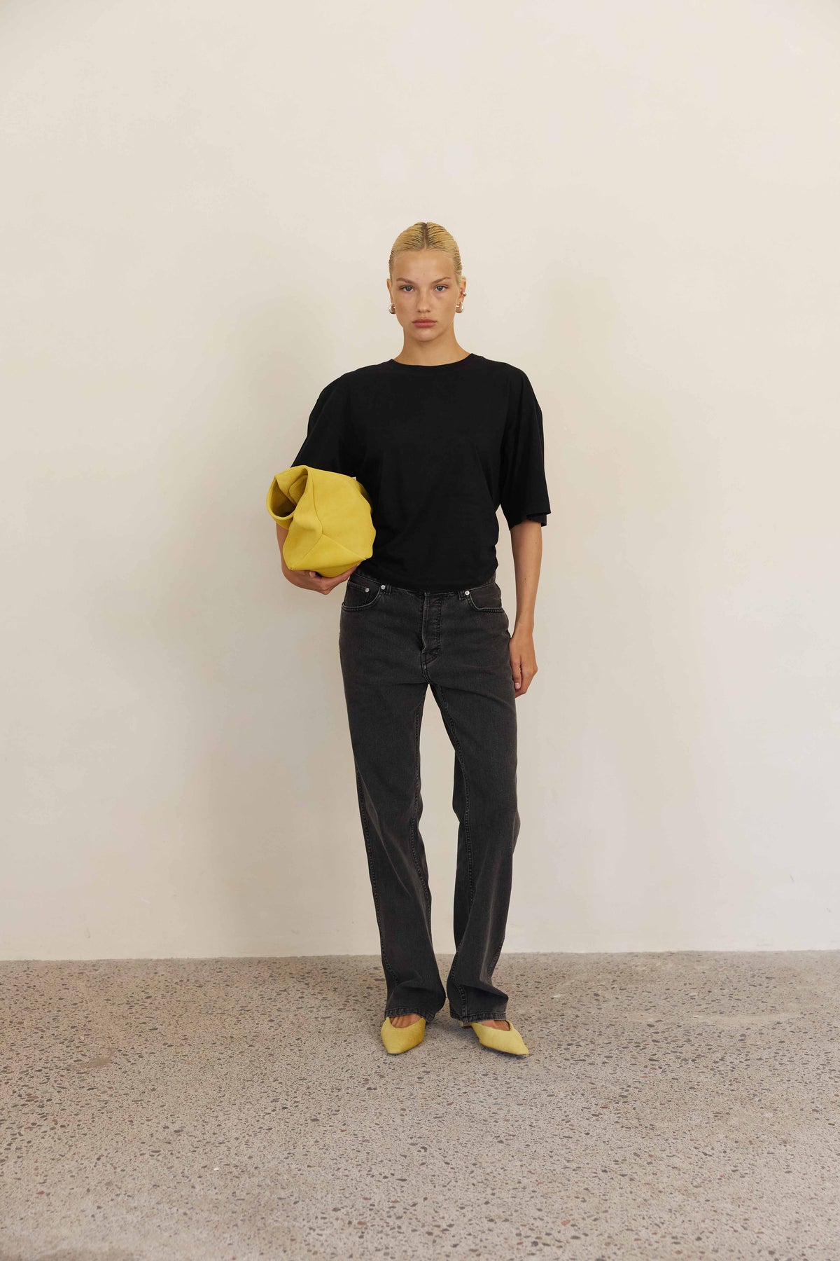 JEANS 01 in BLACK