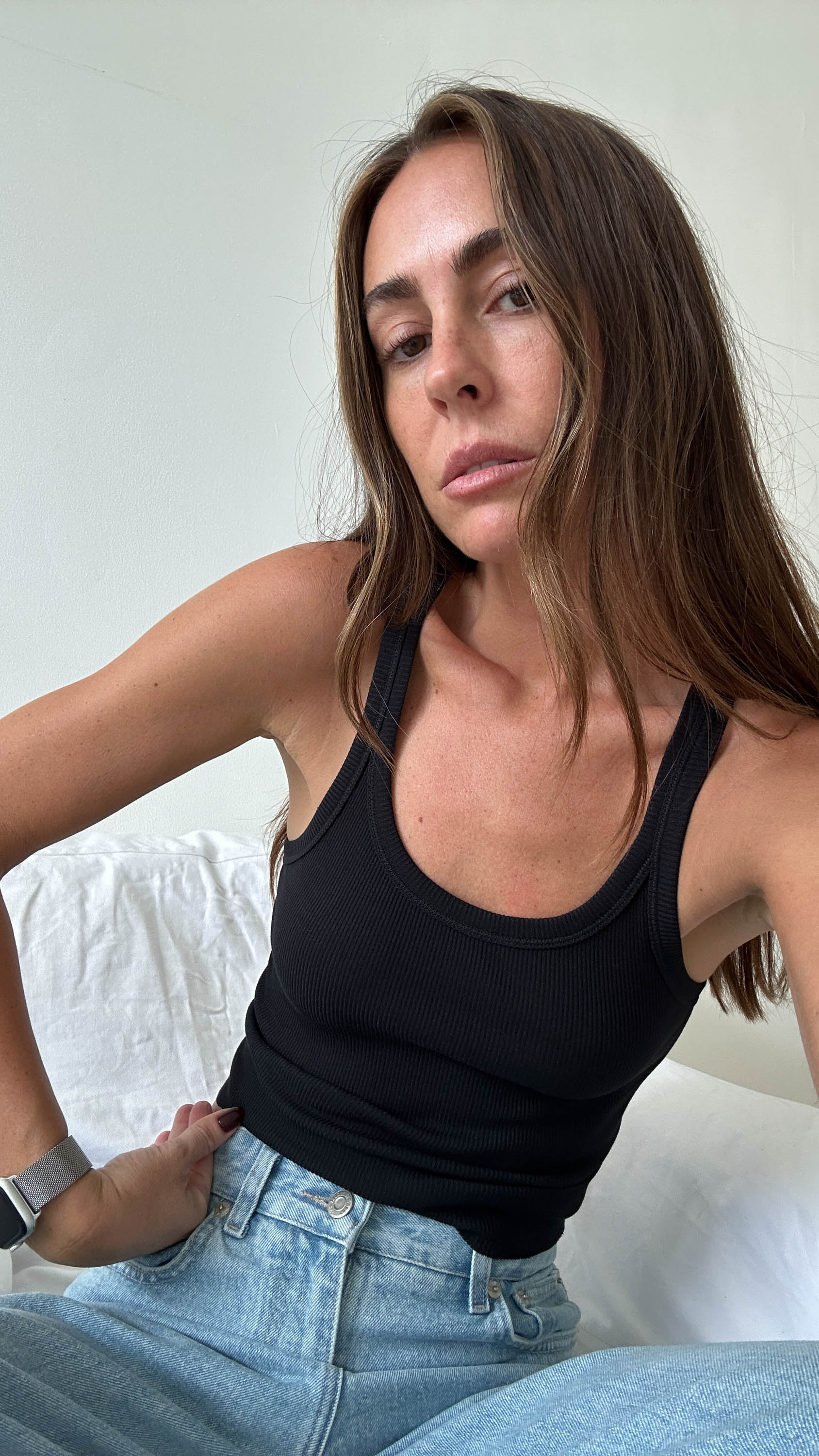 LIGHT CROP TANK in BLACK