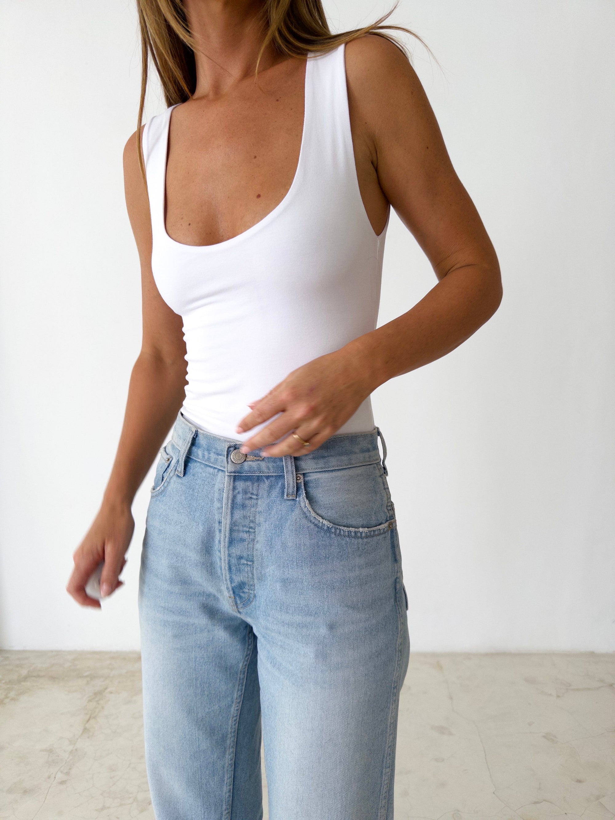 STOCK IN CANADA-REVERSIBLE TANK in WHITE