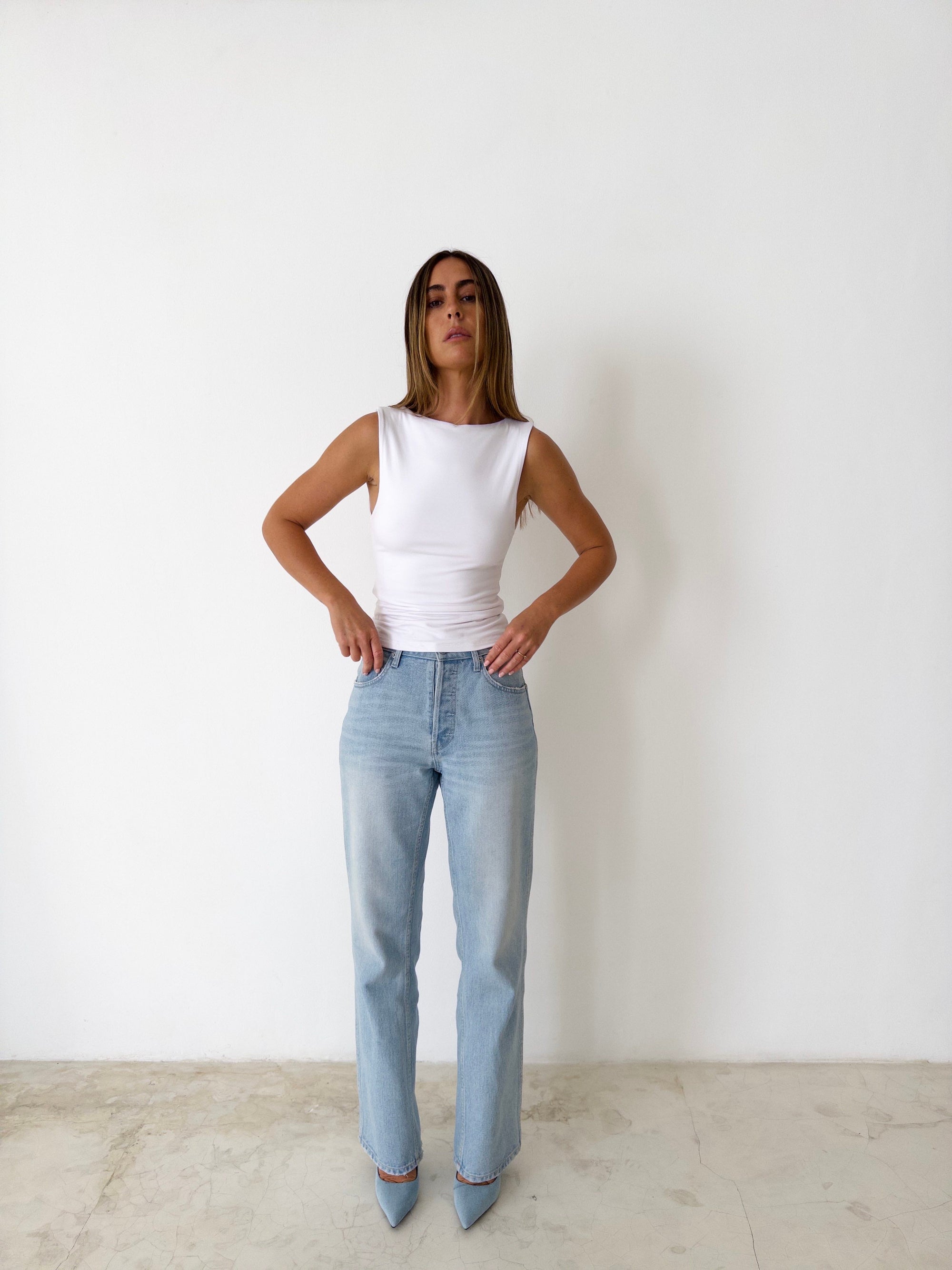 STOCK IN CANADA-REVERSIBLE TANK in WHITE