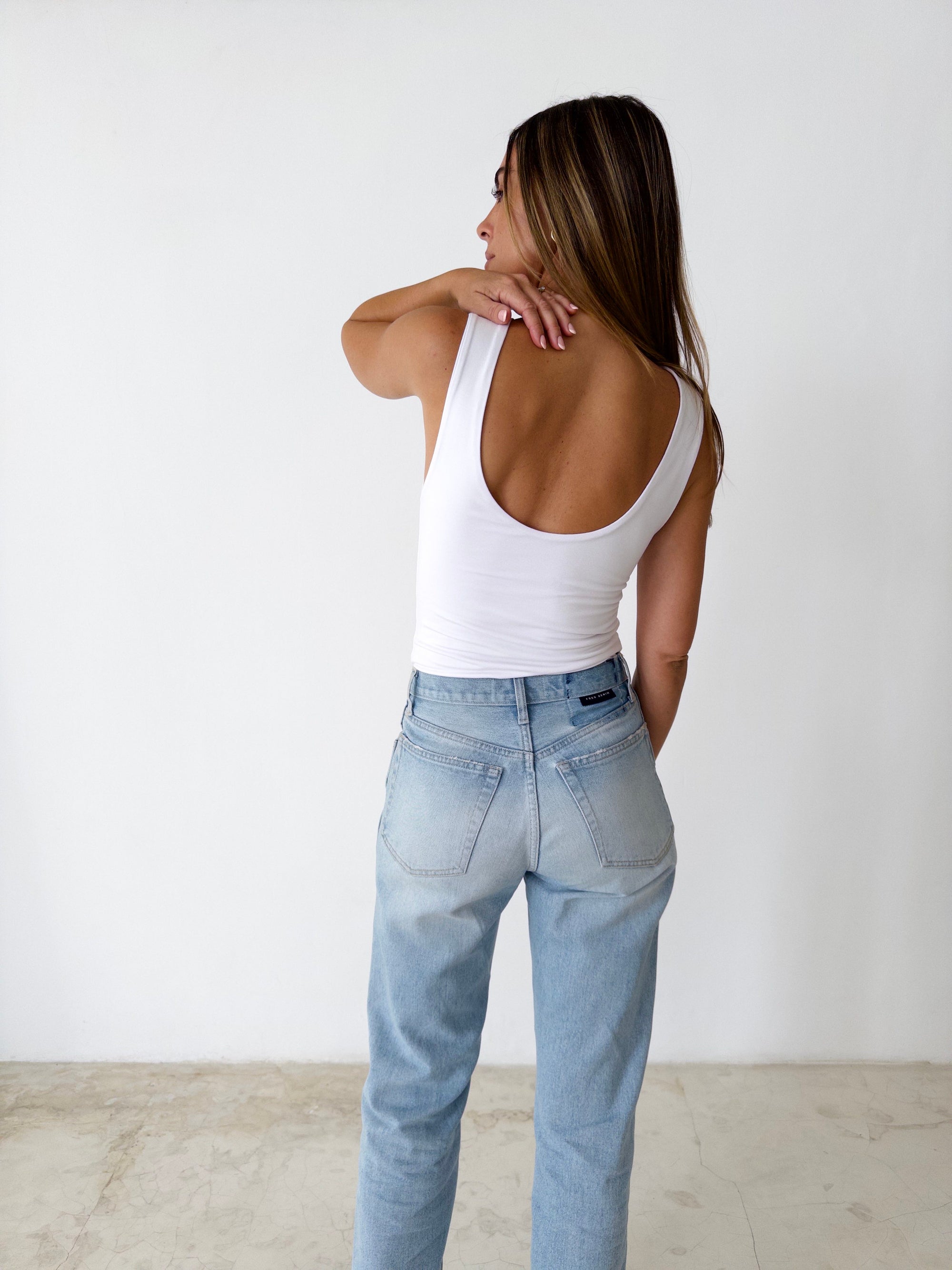 REVERSIBLE TANK in WHITE