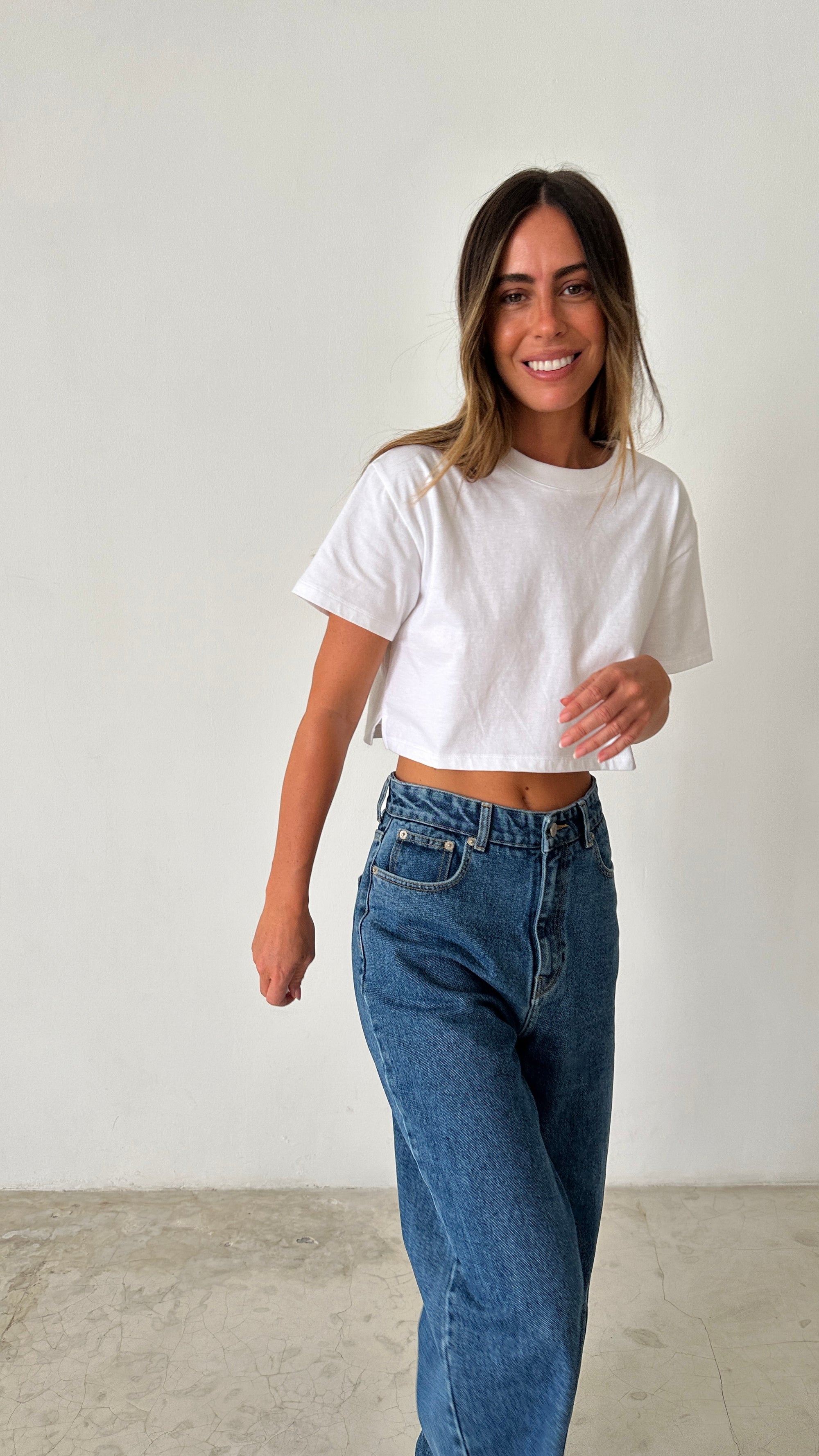 CROP TEE in WHITE