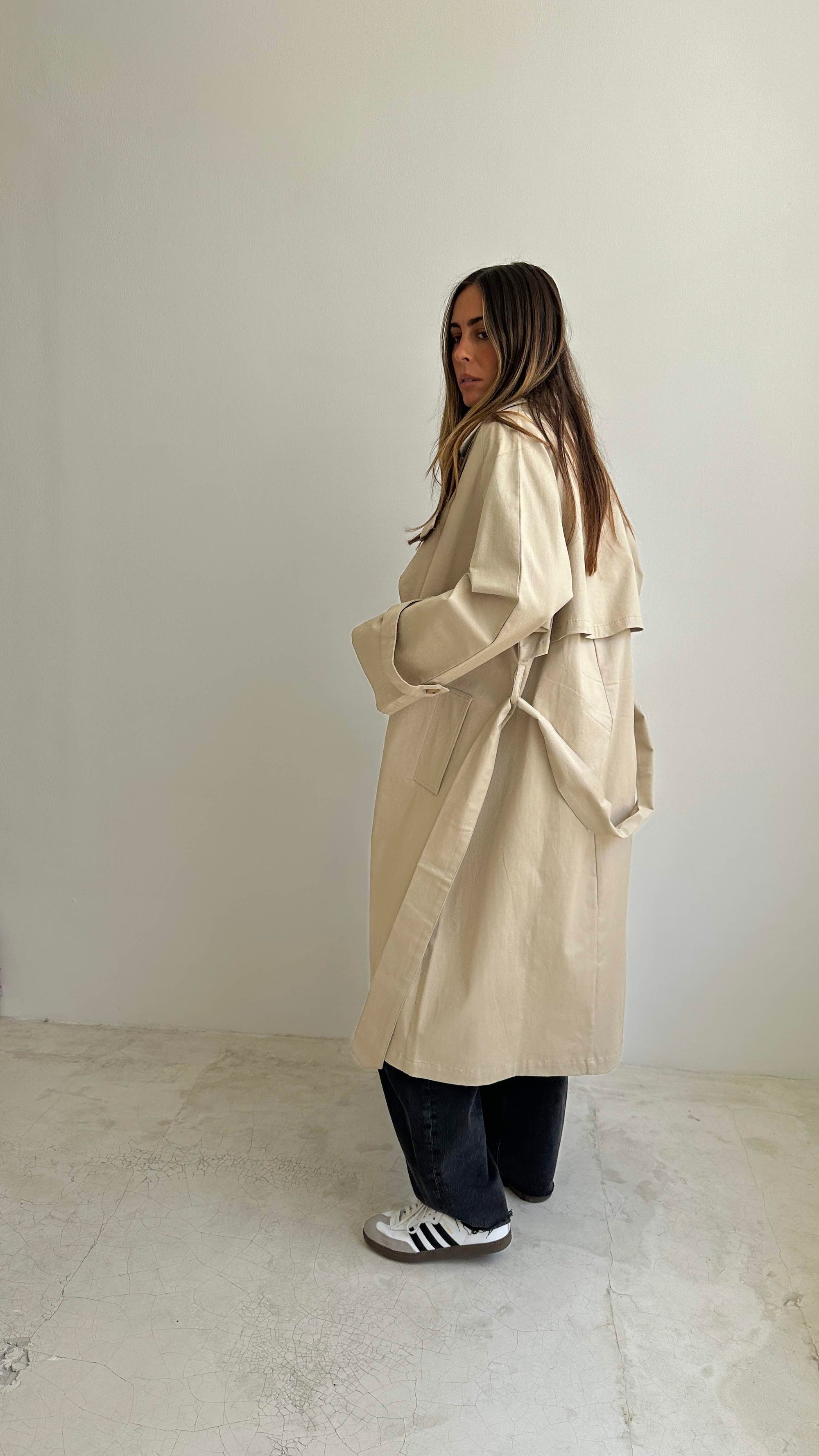 TRENCH COAT in SAND