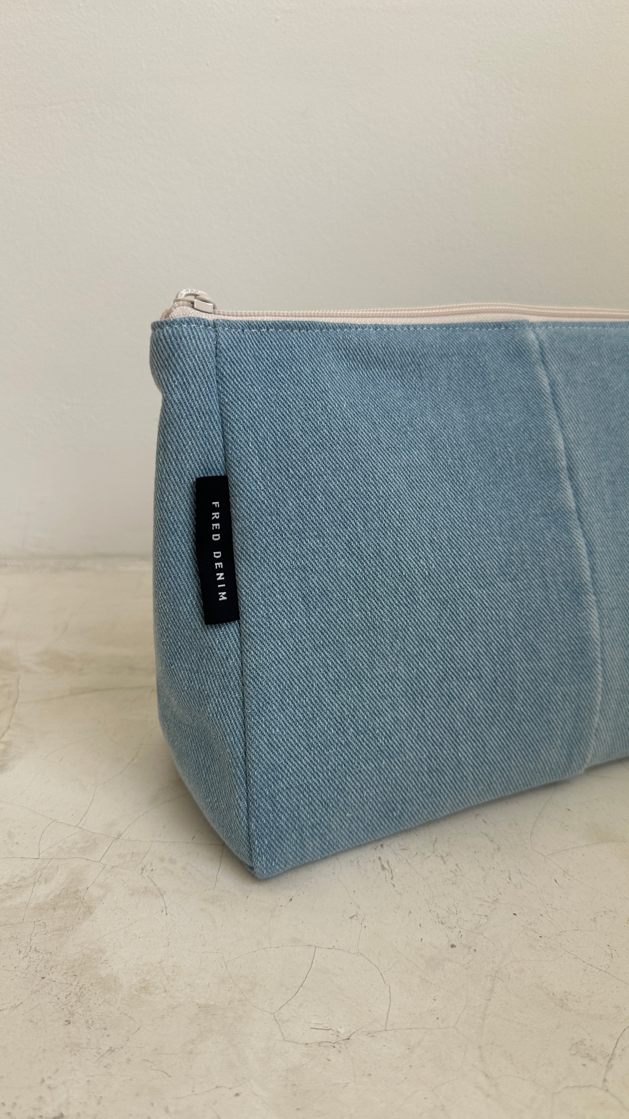 DENIM POUCH in BLUE