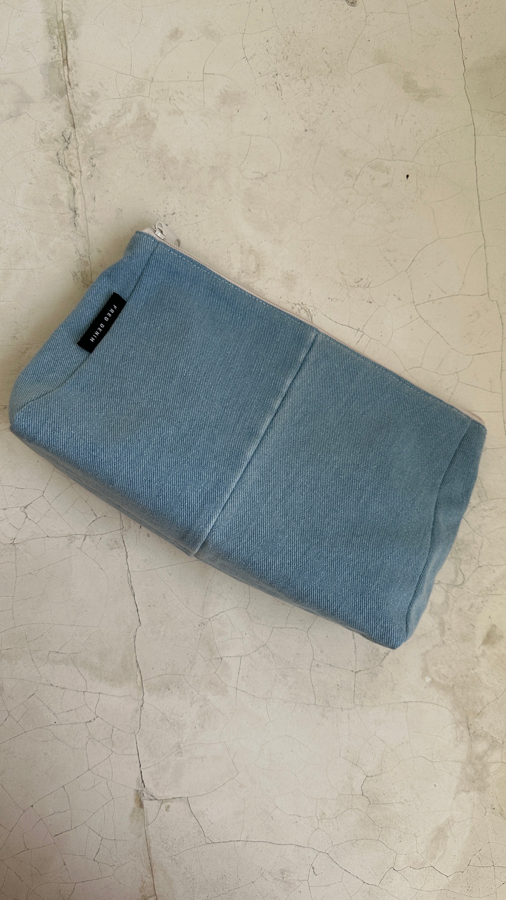 DENIM POUCH in BLUE