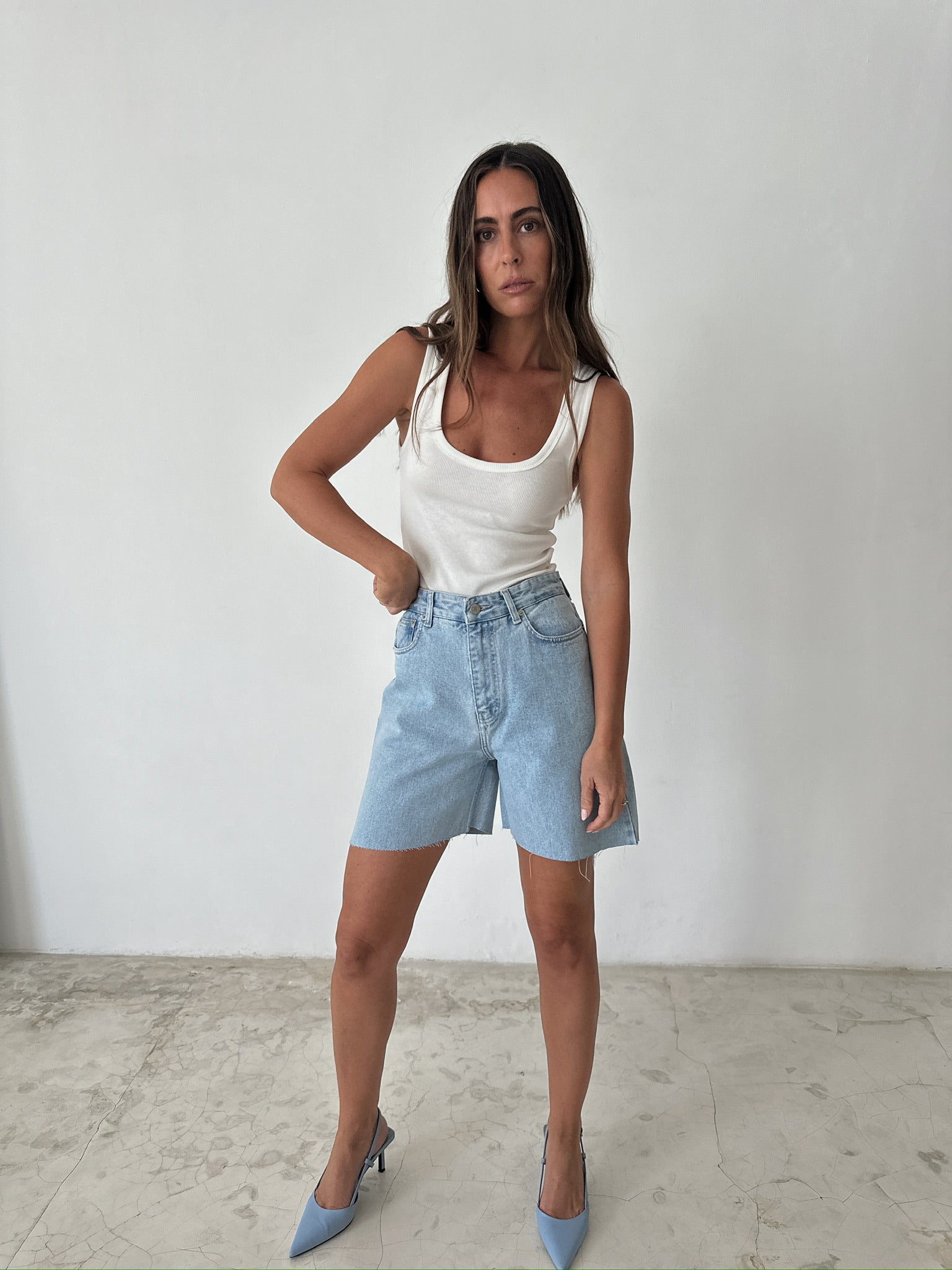 SHORTS 02 in LIGHT BLUE