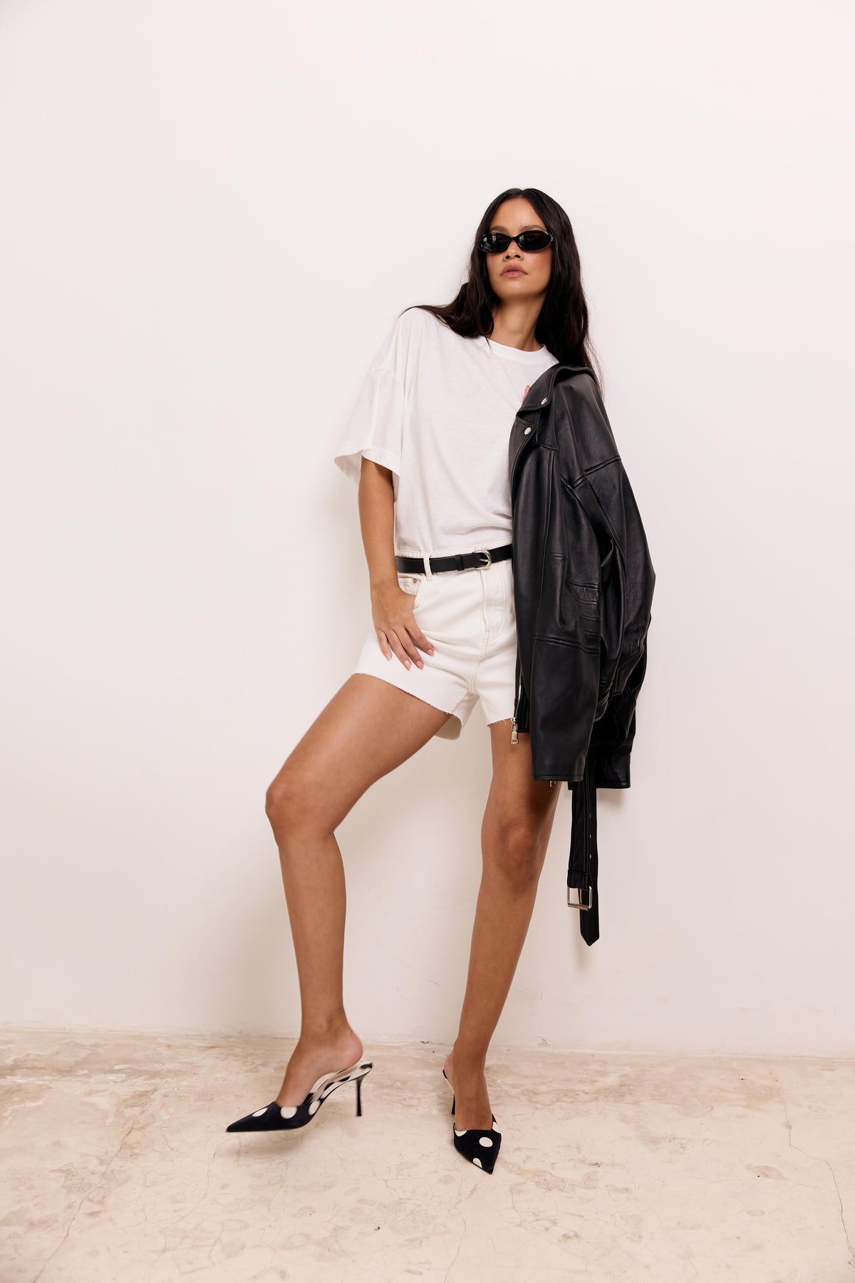 SHORTS 01 in WHITE
