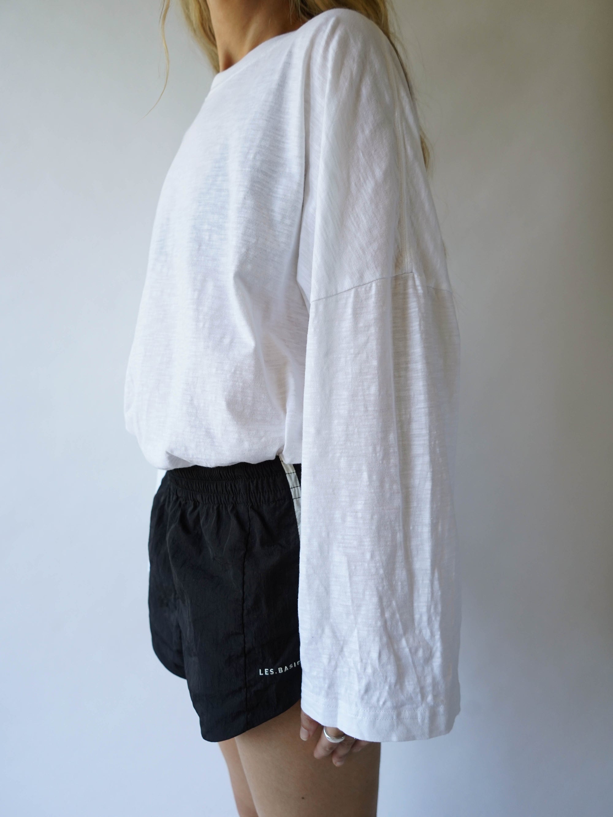 SPORTS LONG SLEEVE TEE in WHITE SLUB