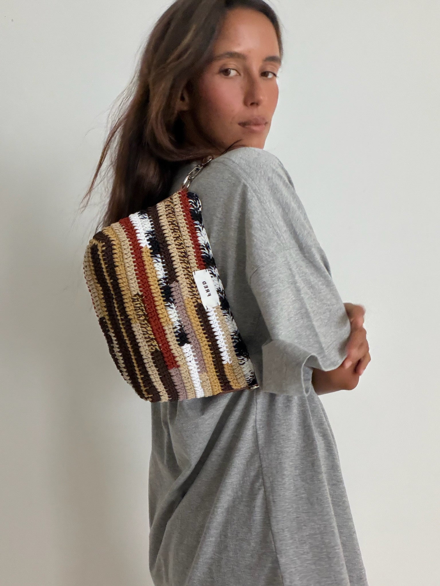 CROCHET BAG in MIXED BROWN