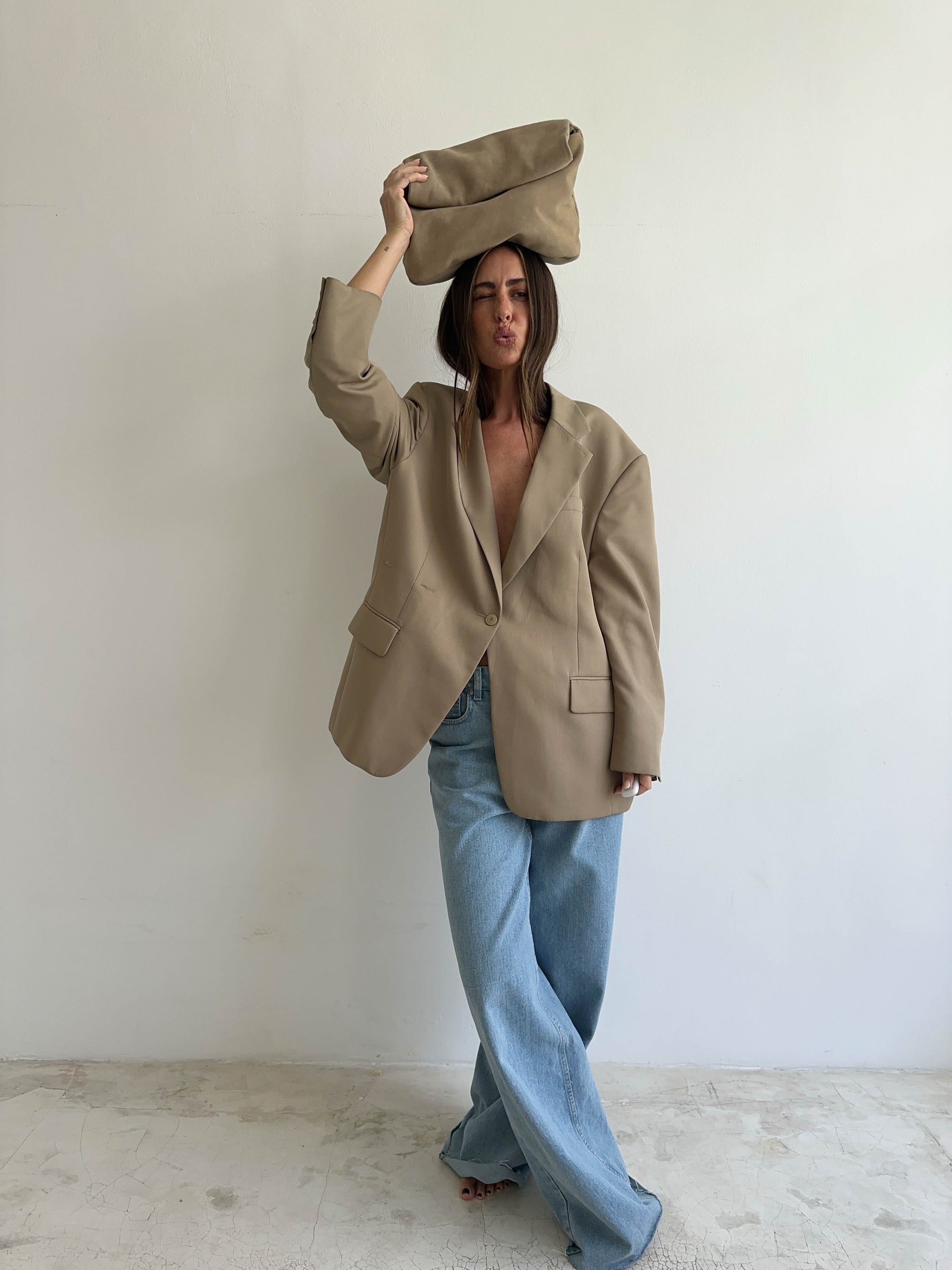 SUEDE CLUTCH in SAND