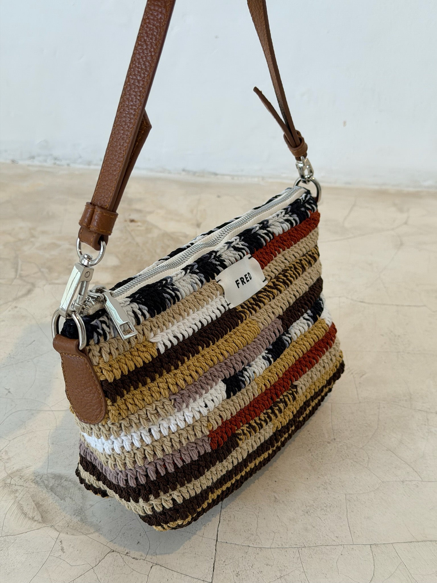 CROCHET BAG in MIXED BROWN