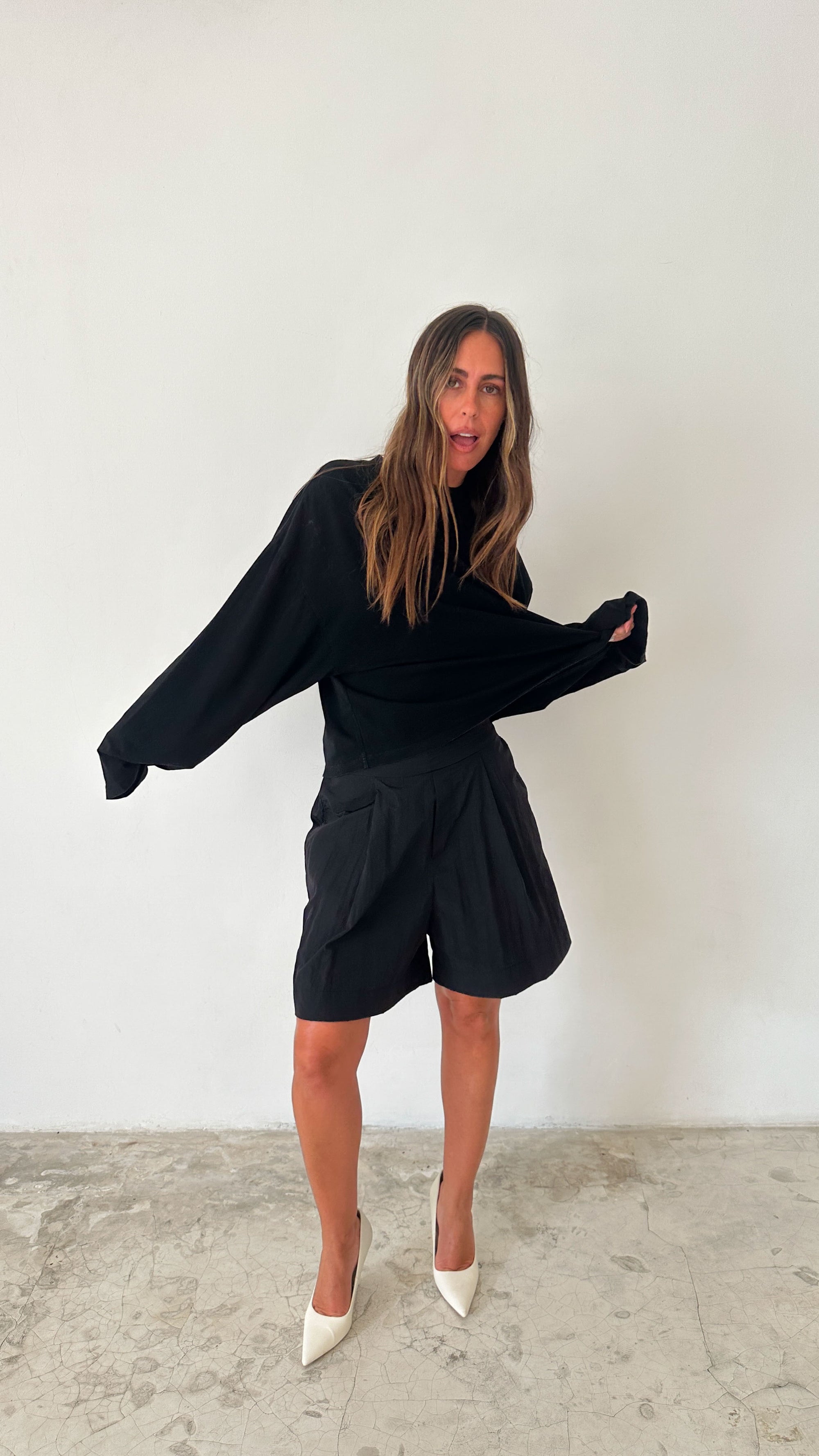 SPORTS LONG SLEEVE TEE in BLACK