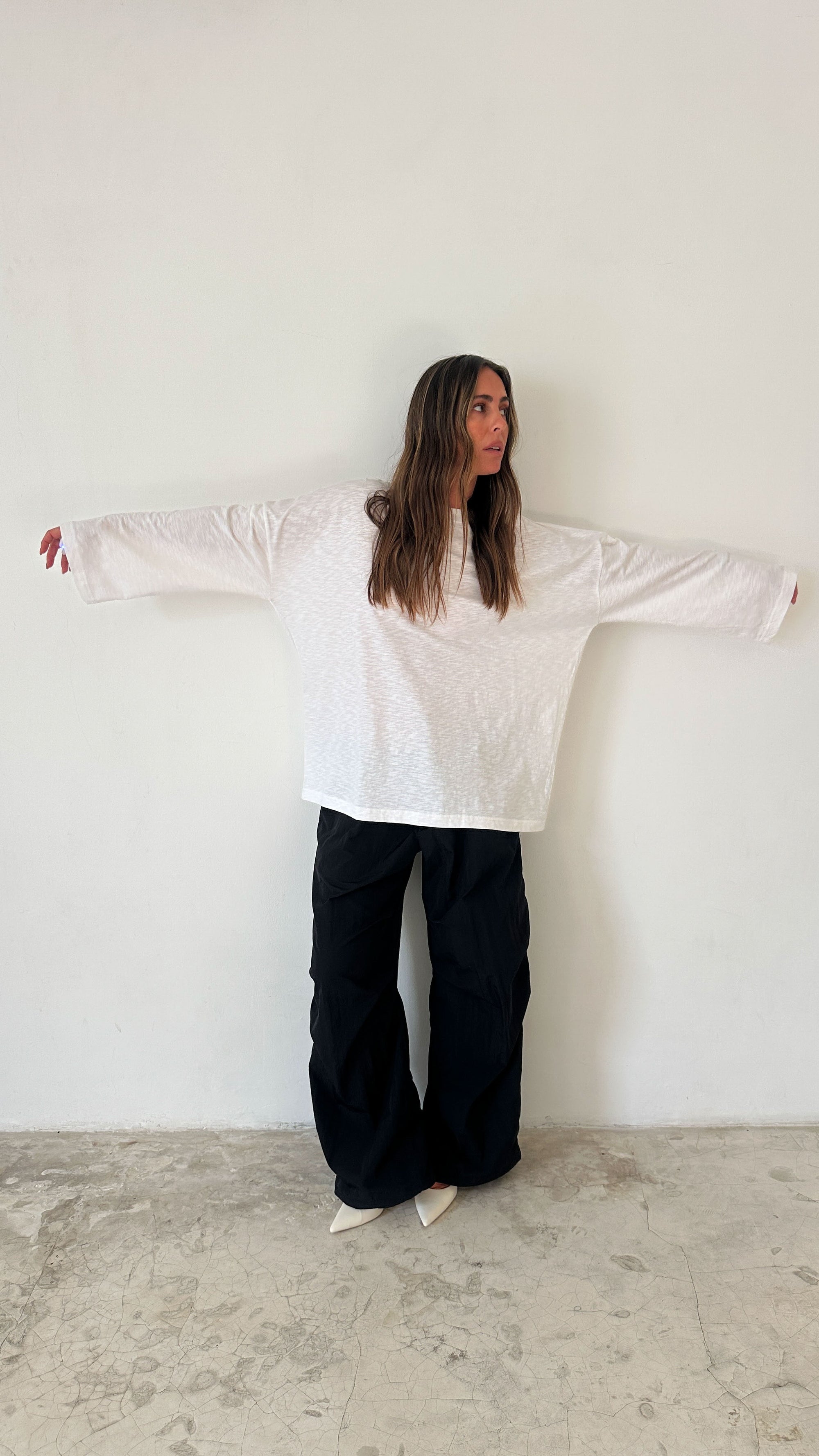 SPORTS LONG SLEEVE TEE in WHITE SLUB