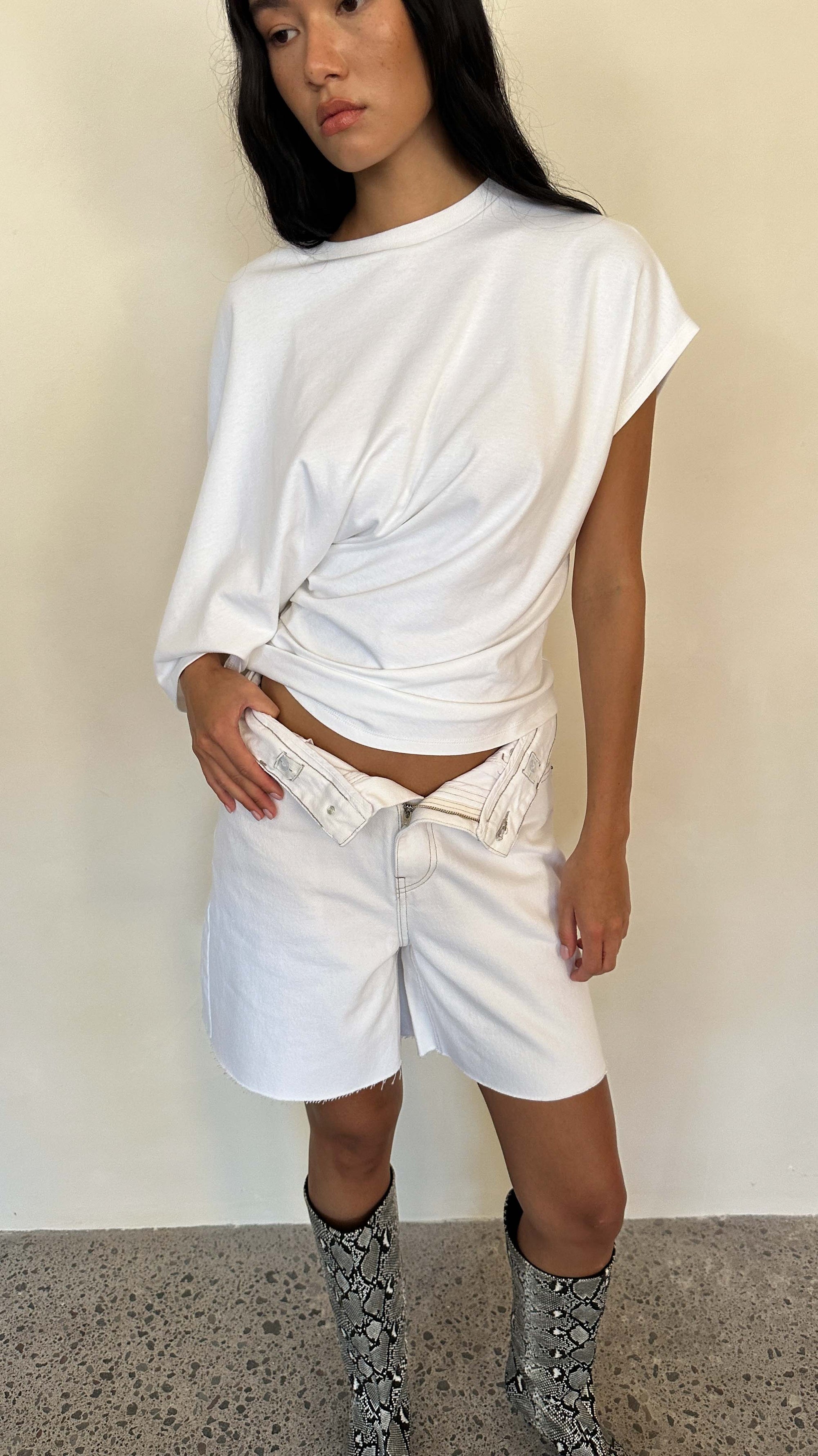 SHORTS 02 in WHITE