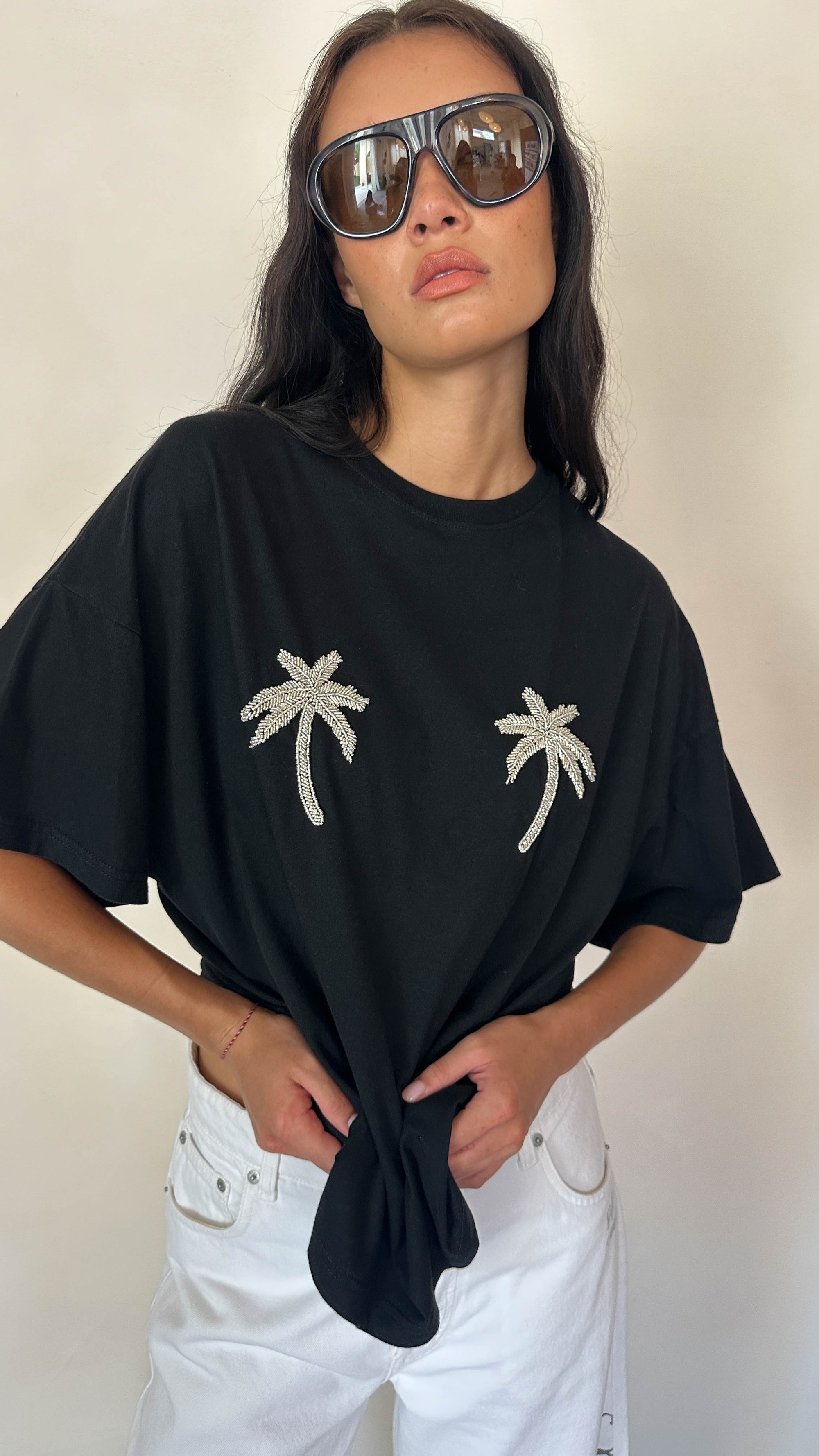 OVERSIZED TEE 10 YEARS in FADED BLACK