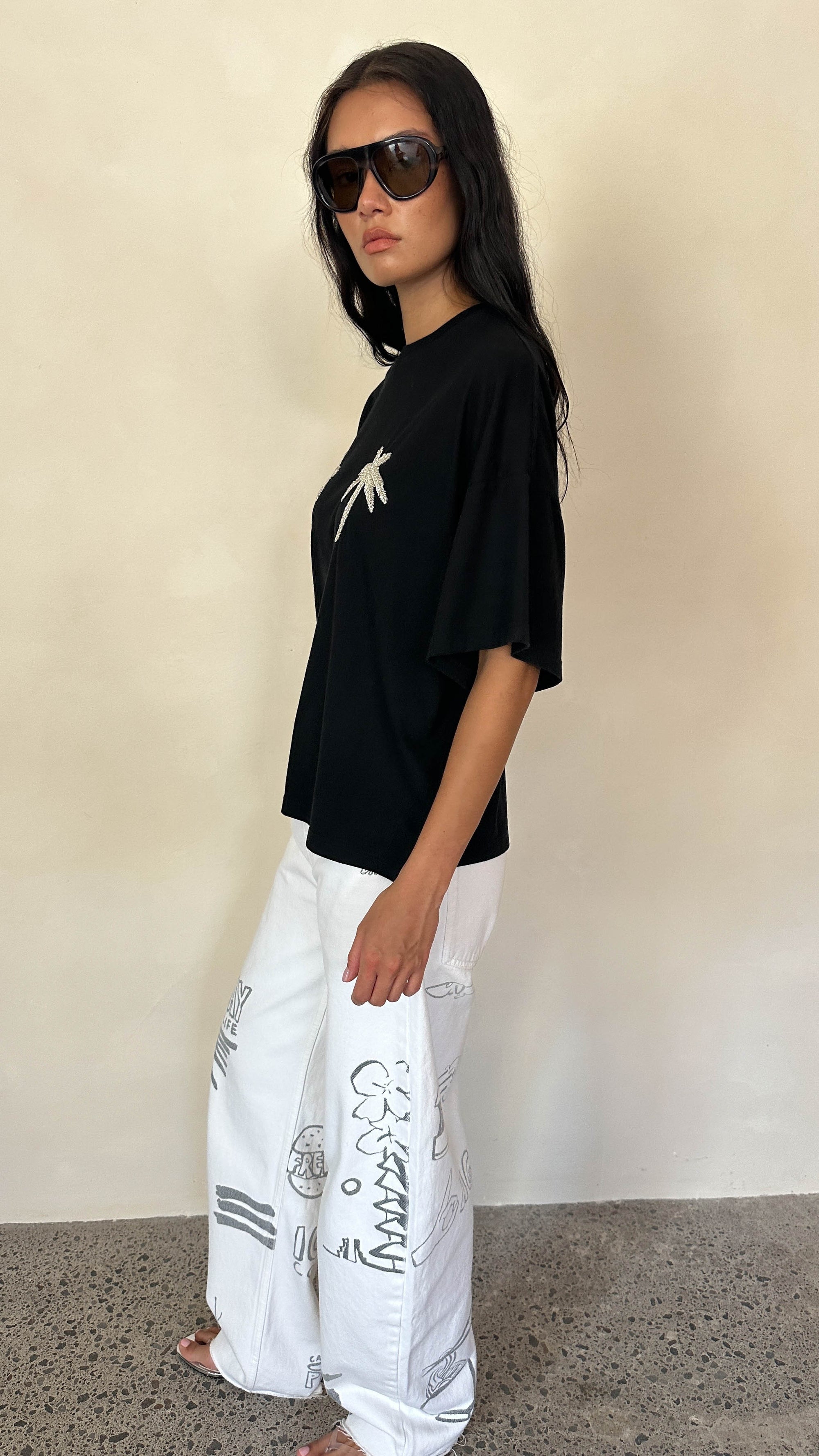 OVERSIZED TEE 10 YEARS in FADED BLACK