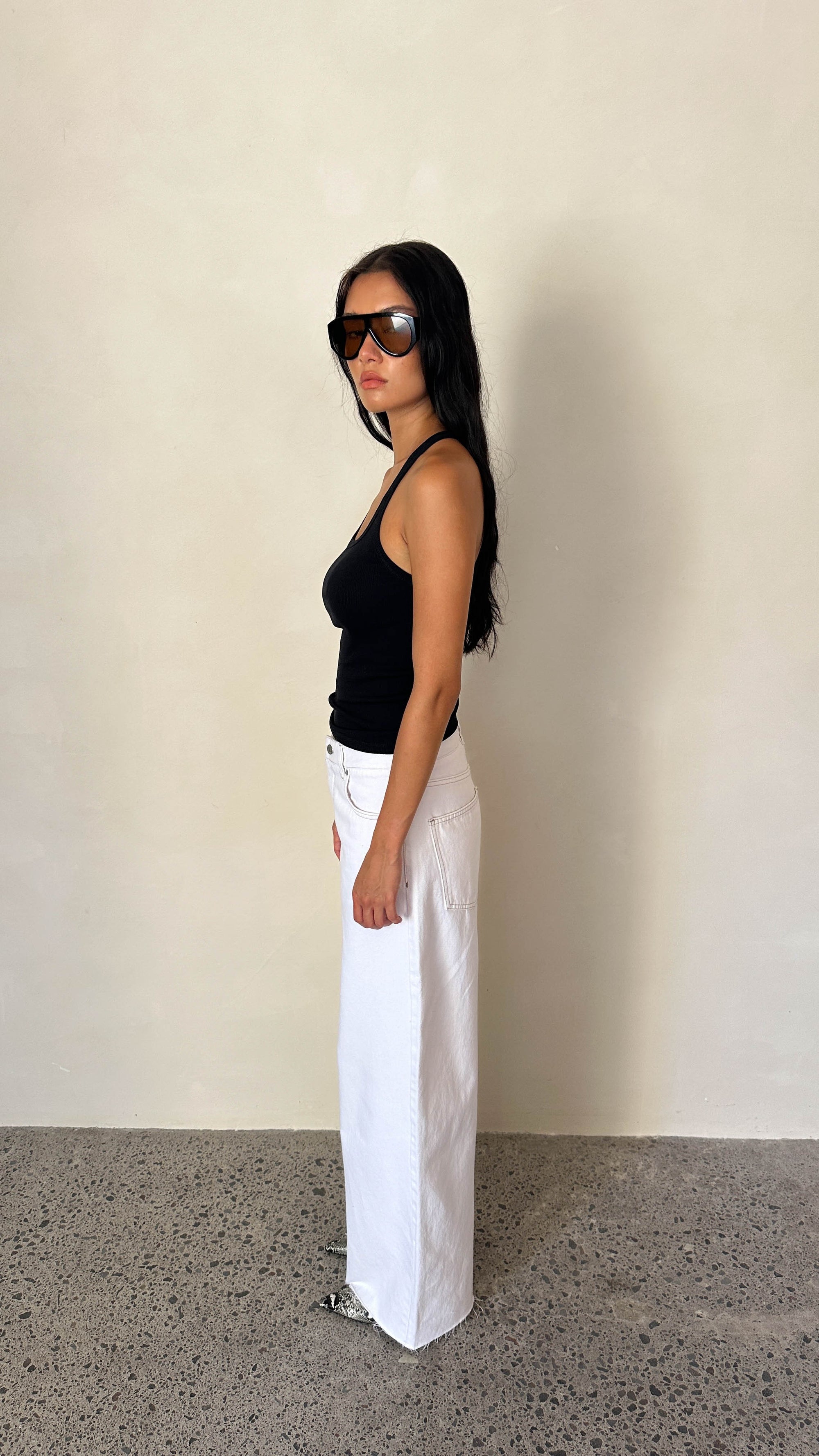 LIGHT TANK in BLACK