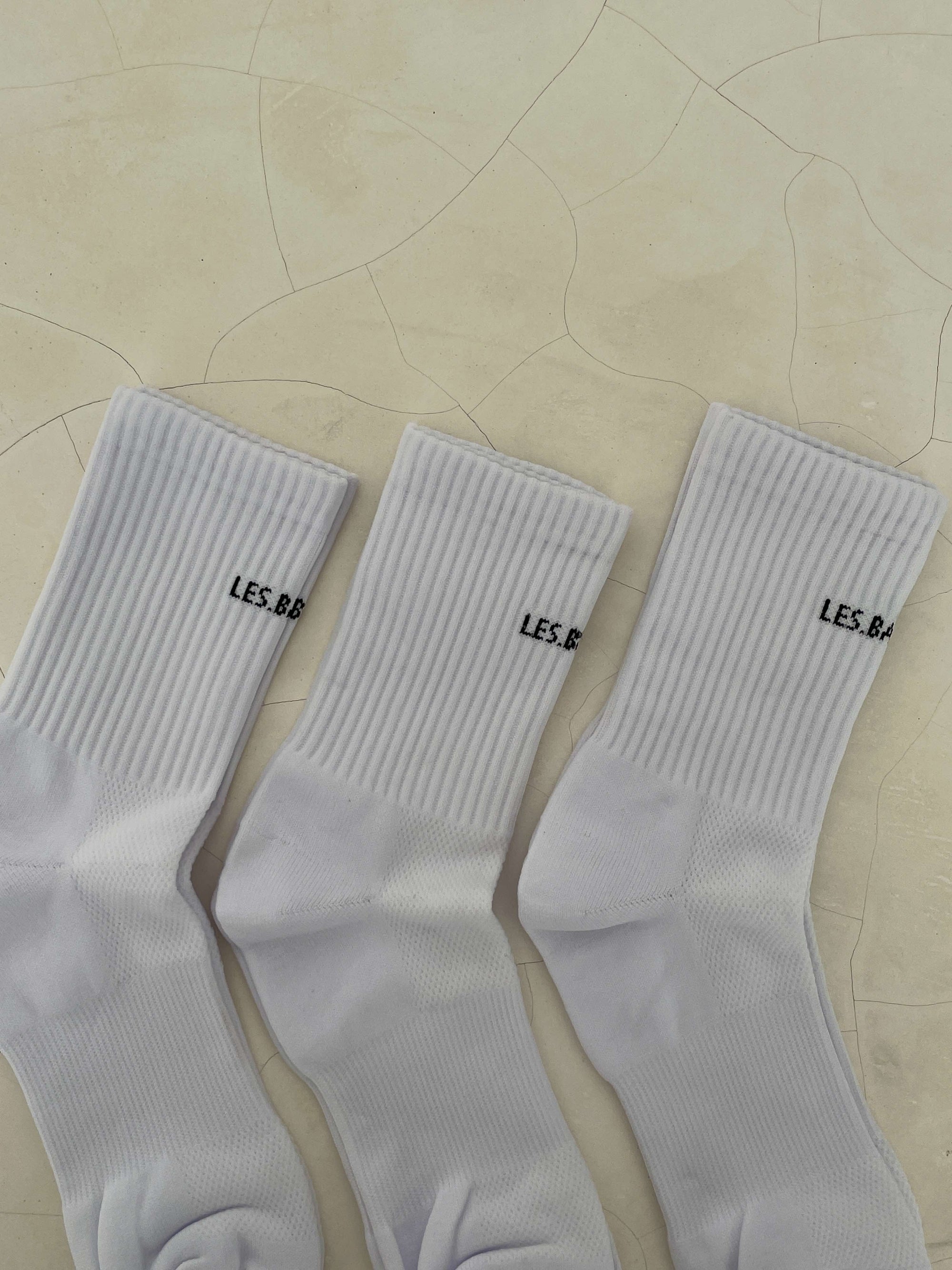 3 PACK BASIC SOCKS in WHITE