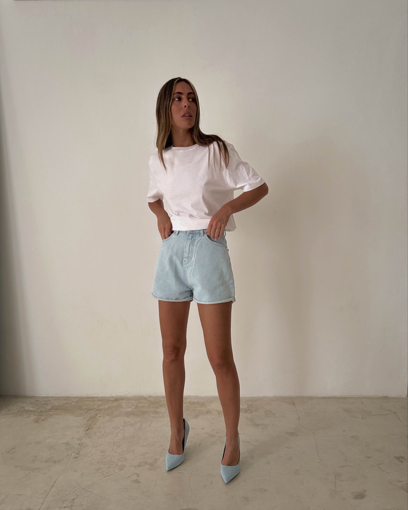 ROLL UP SHORTS in LIGHT BLUE